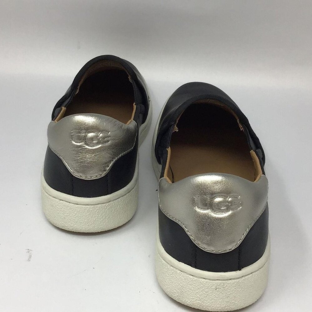 UGG Cas Slip-On Shoes Women's 5 Pre-Owned Great Shape - Picture 3 of 5
